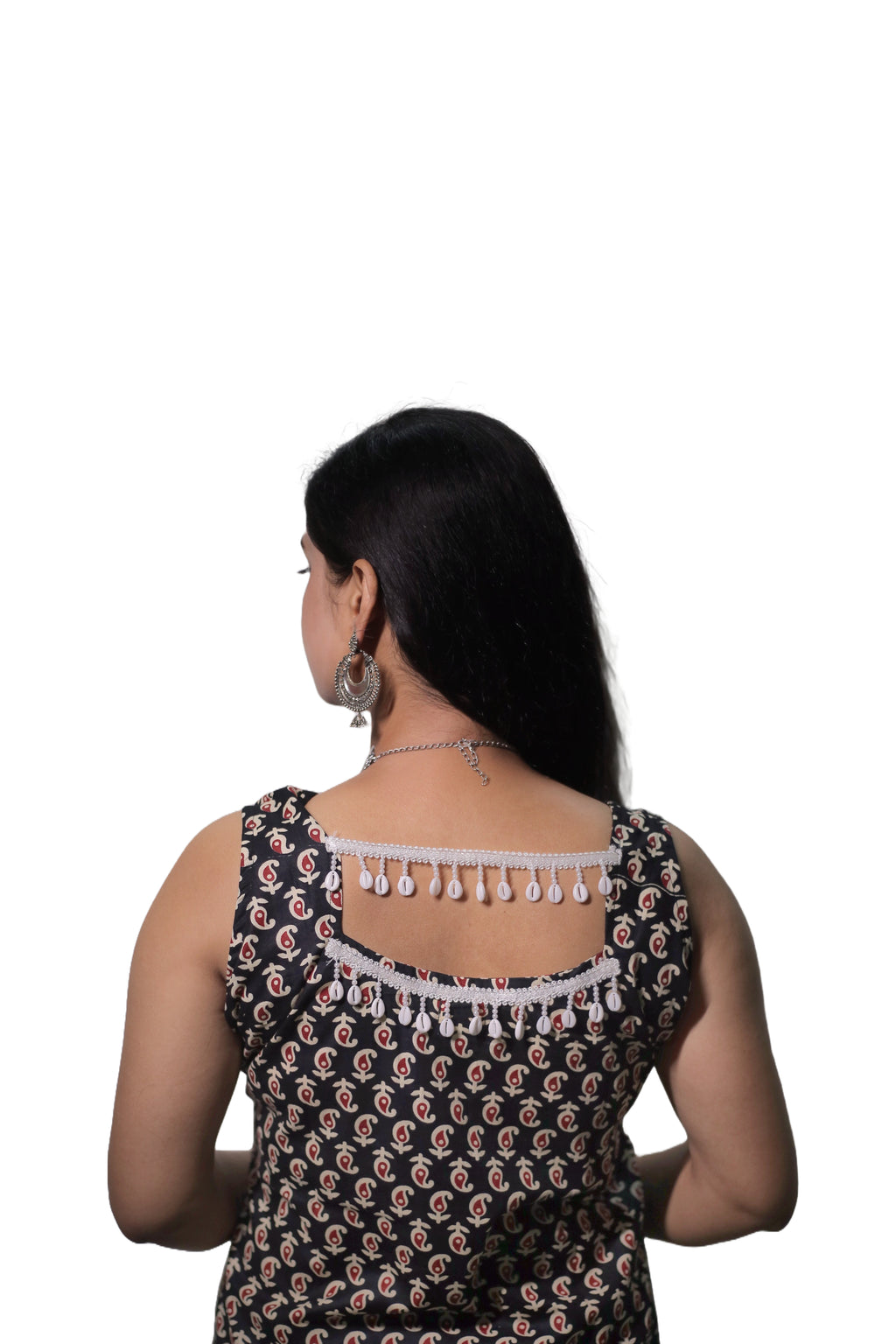 NOOR(black sleeveless kurti)