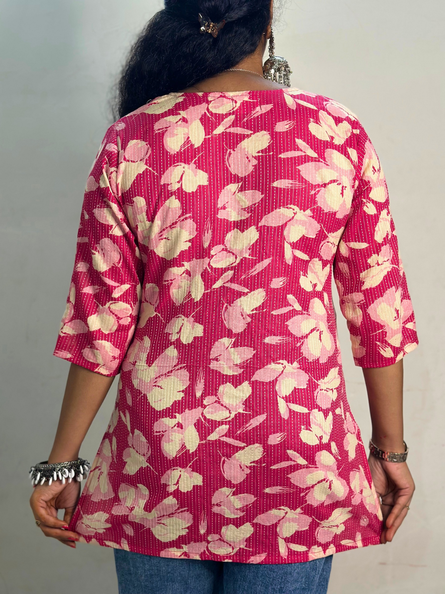 Floral print Short kurti (pink colour)
